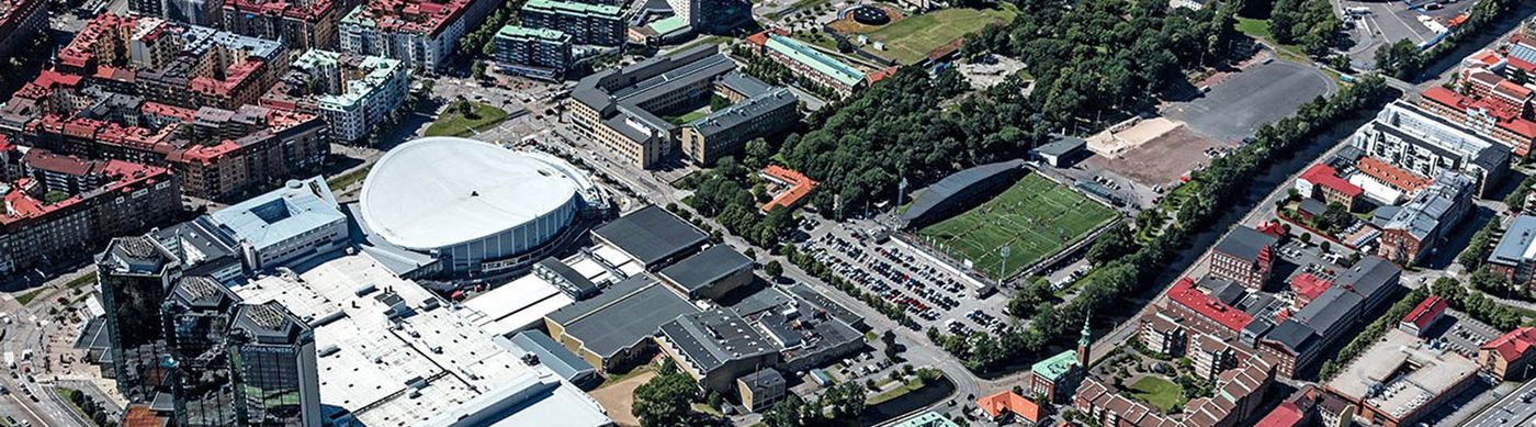 Flygbild över evenemangsområdet. I bild syns Gothia Towers, Svenska mässan och bakomliggande evenemangsbyggnader.